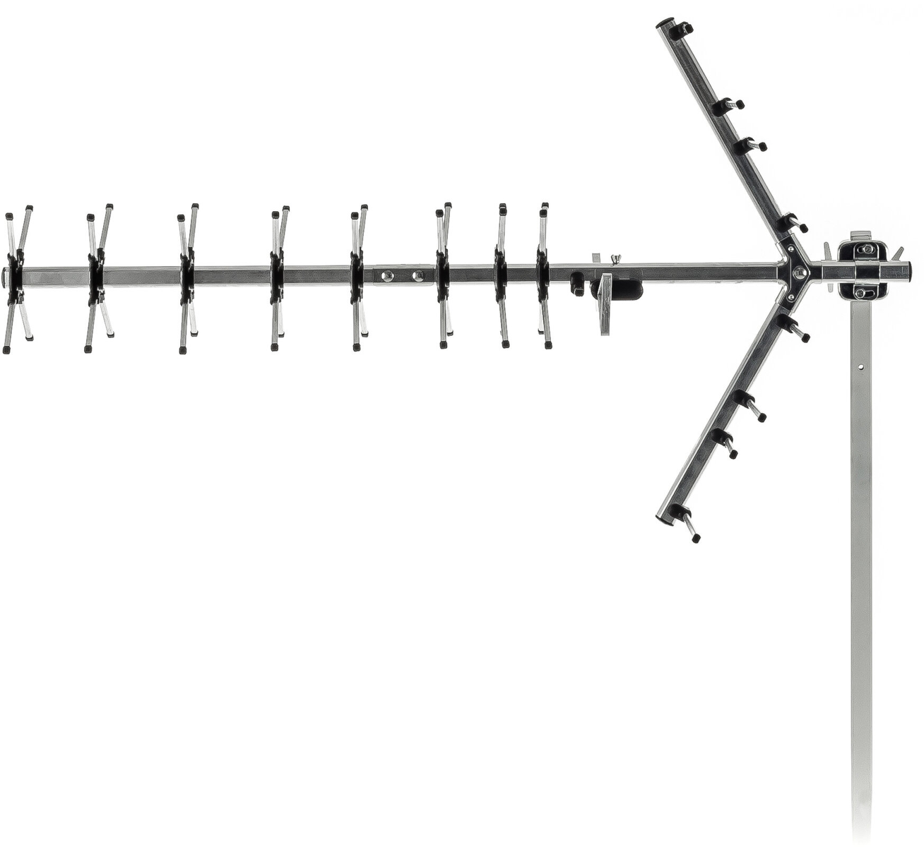 Eine silberne Antenne mit vielen Elementen auf weißem Hintergrund.