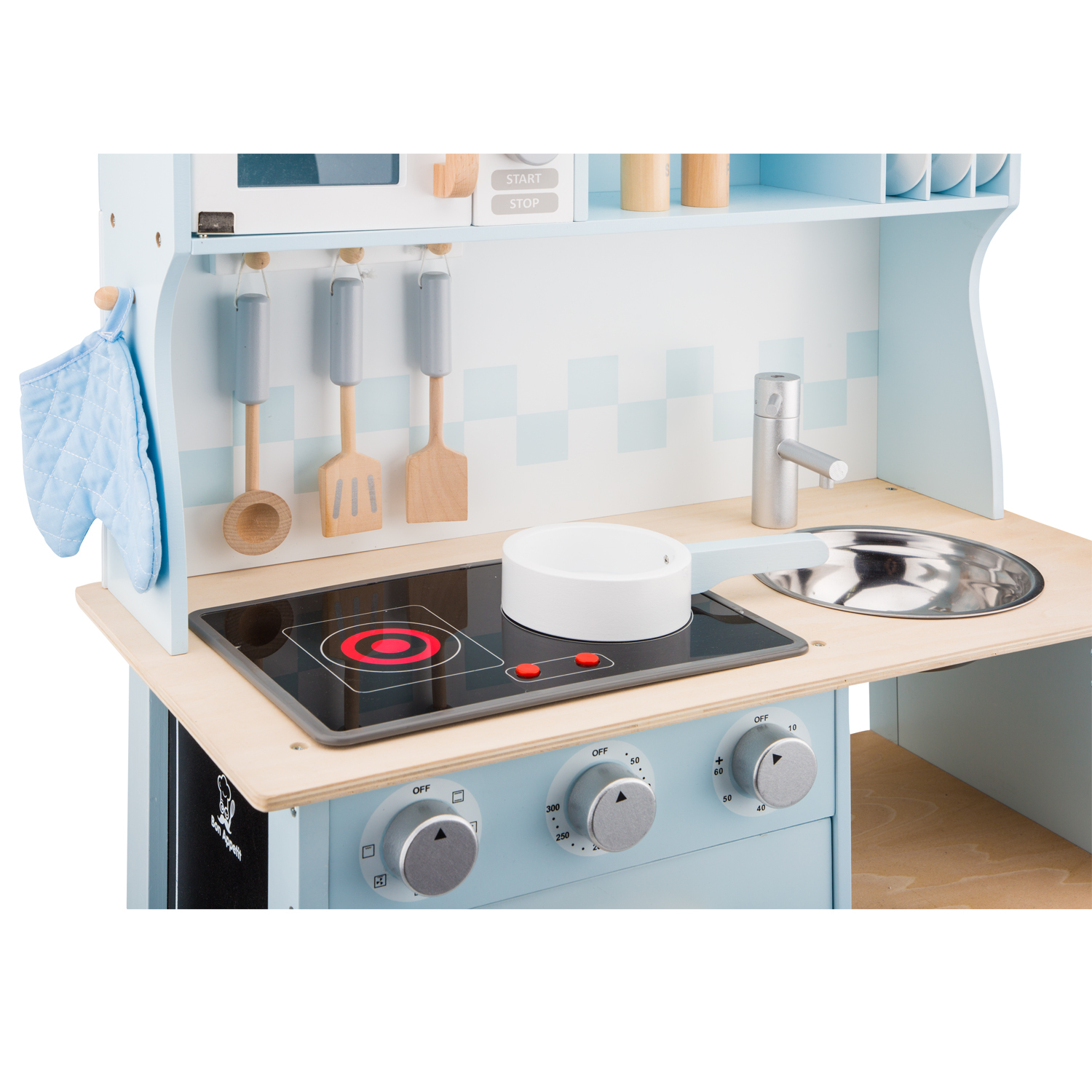 Cucina giocattolo azzurra con piano cottura, lavello e utensili.