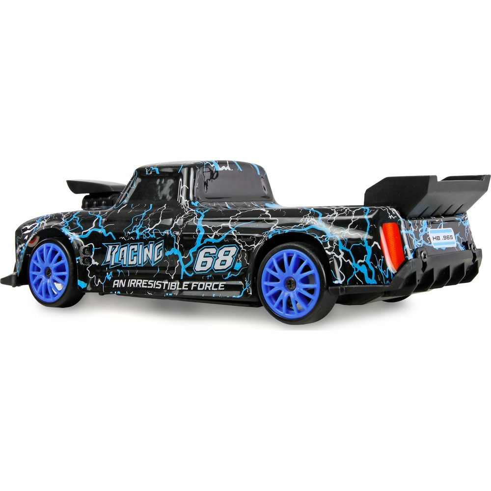 Schwarzes RC-Auto mit blauem Blitzmuster, Nummer 68 und Flügel.