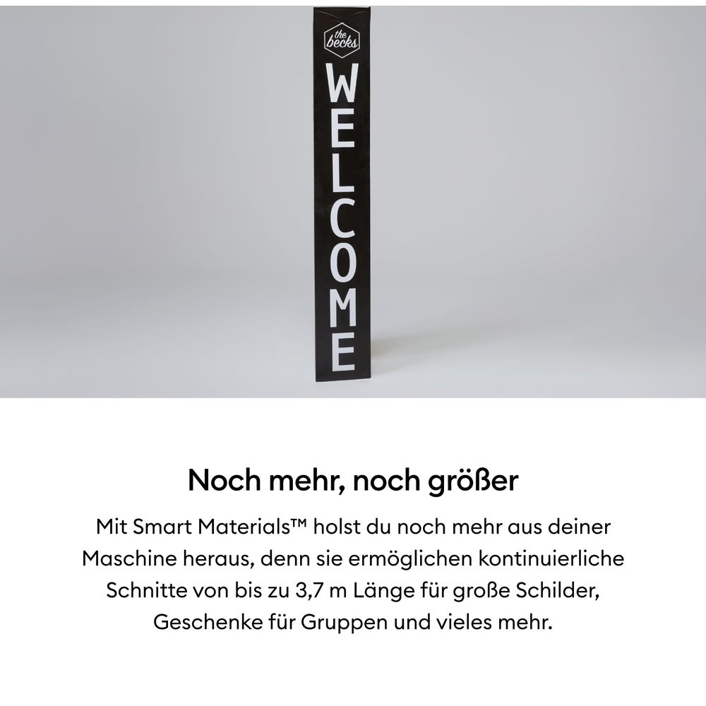 Ein schwarzes vertikales Schild mit weißem Text