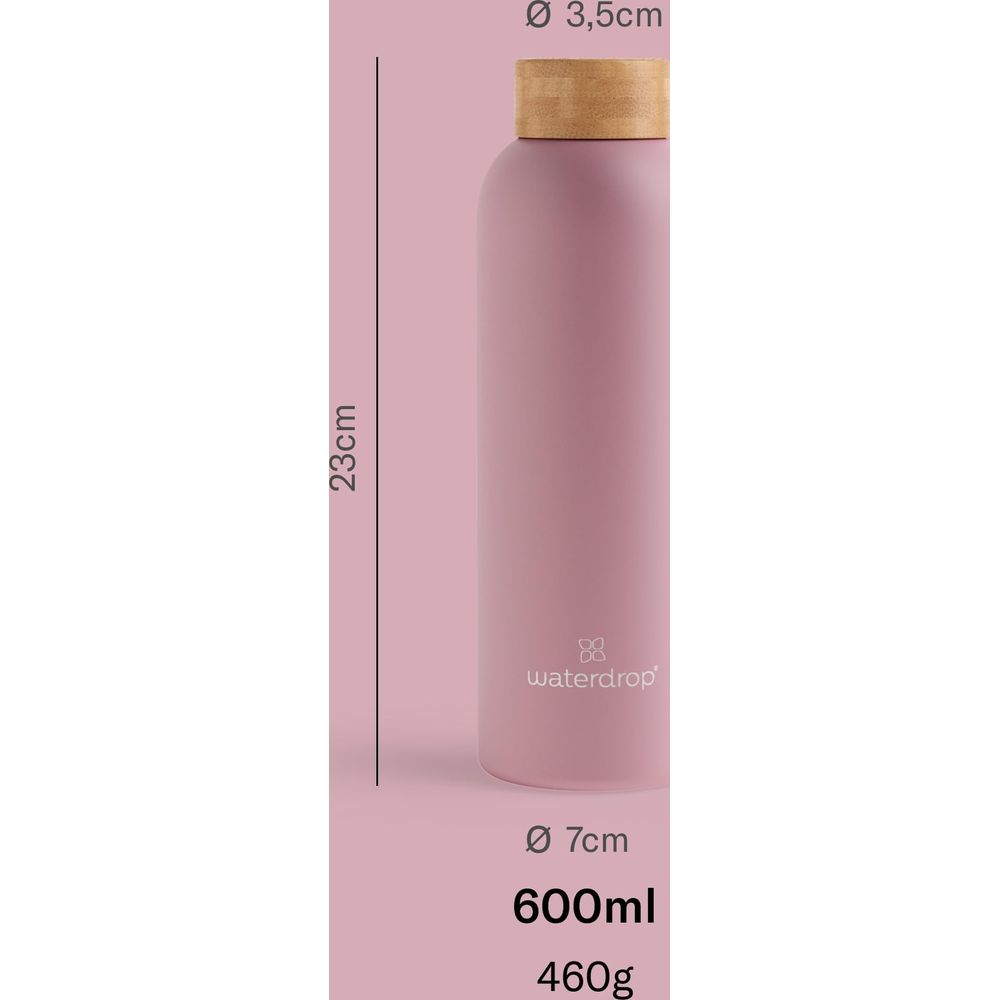 Eine rosafarbene Wasserflasche mit Holzdeckel, 23 cm hoch, 600 ml Inhalt.