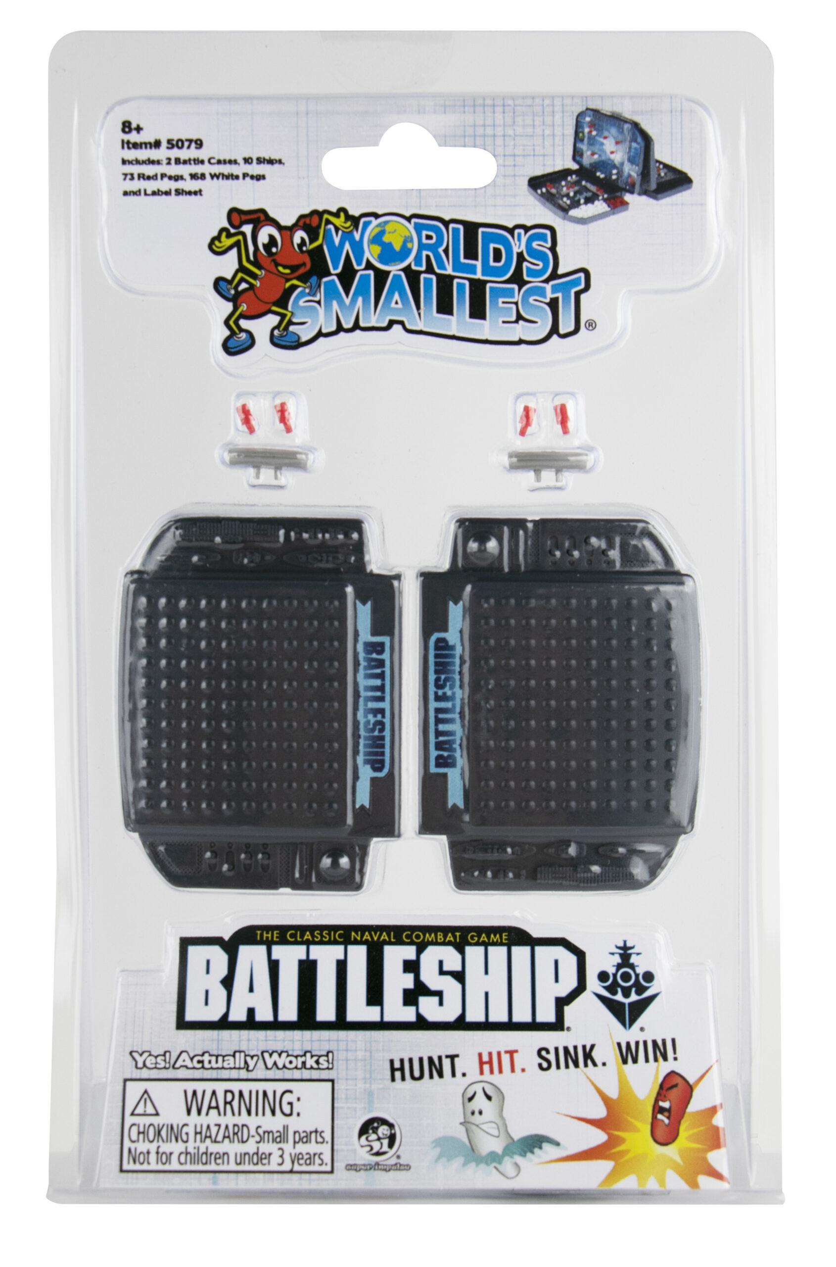 Verpackung des World's Smallest Battleship Spiels mit zwei schwarzen Spielbrettern und roten/weißen Stiften.