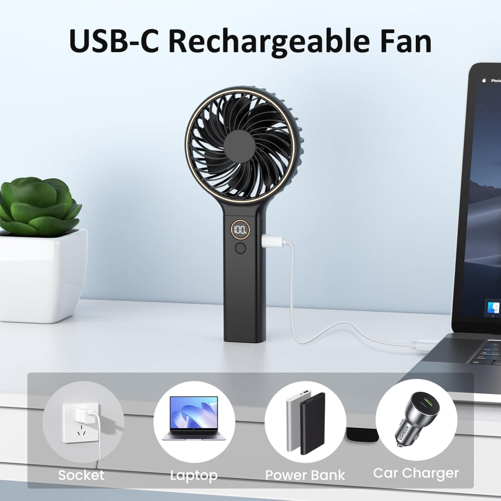 Schwarzer USB-C-Ventilator mit Display, lädt Laptop, Powerbank, Steckdose.