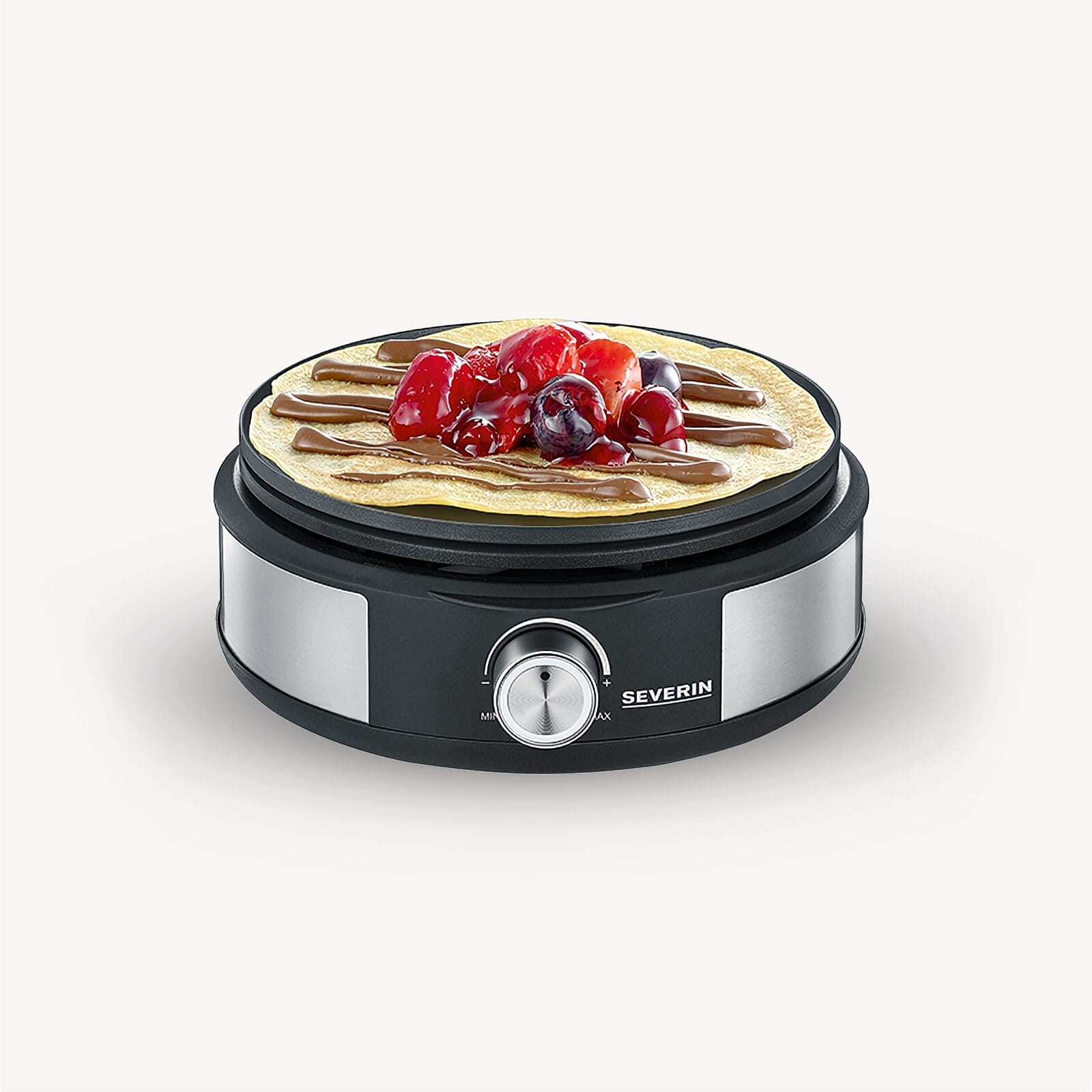 Crêpe met fruit en chocoladesaus op een Severin crêpeapparaat.