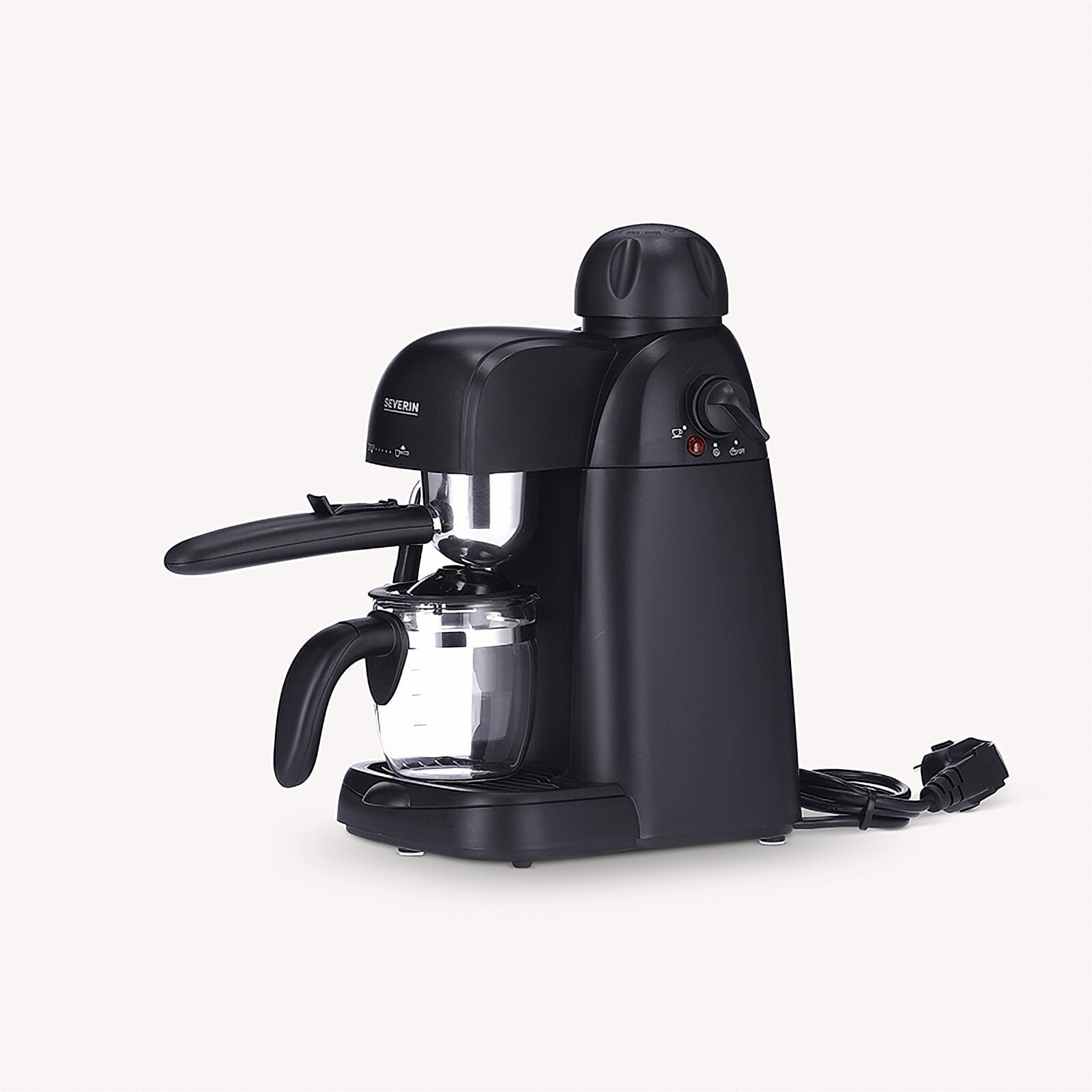 Schwarze Espressomaschine mit Glaskrug und schwarzem Griff, weißer Hintergrund.