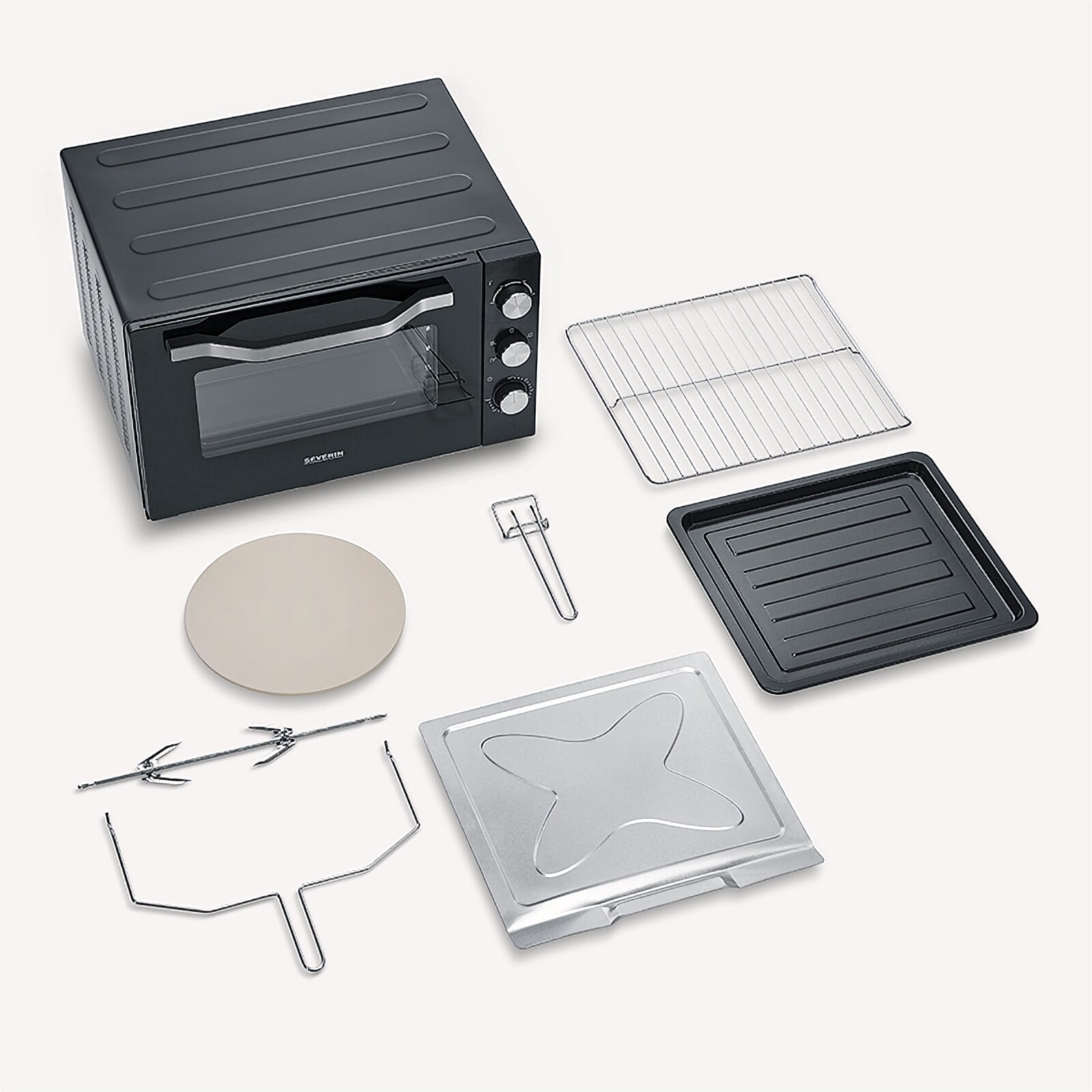 Czarny mini piekarnik z akcesoriami: ruszt, blacha, kamień do pizzy, rożen.