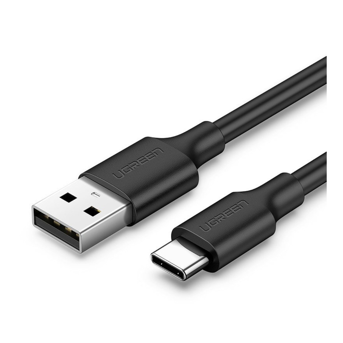 Czarny kabel USB-A do USB-C z logo UGREEN. Złącze USB-A jest srebrne.
