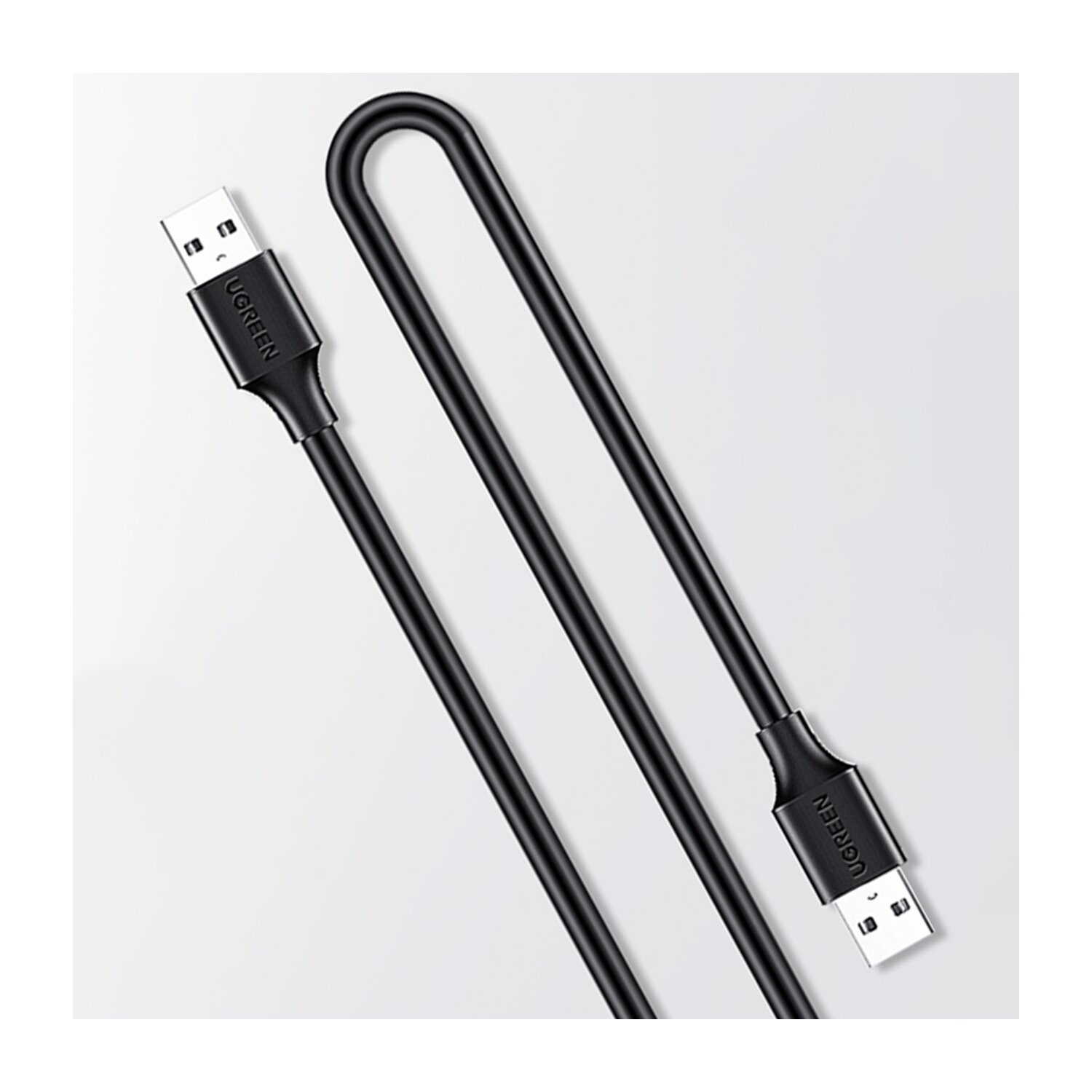 Czarny kabel USB z logo UGREEN na białym tle.