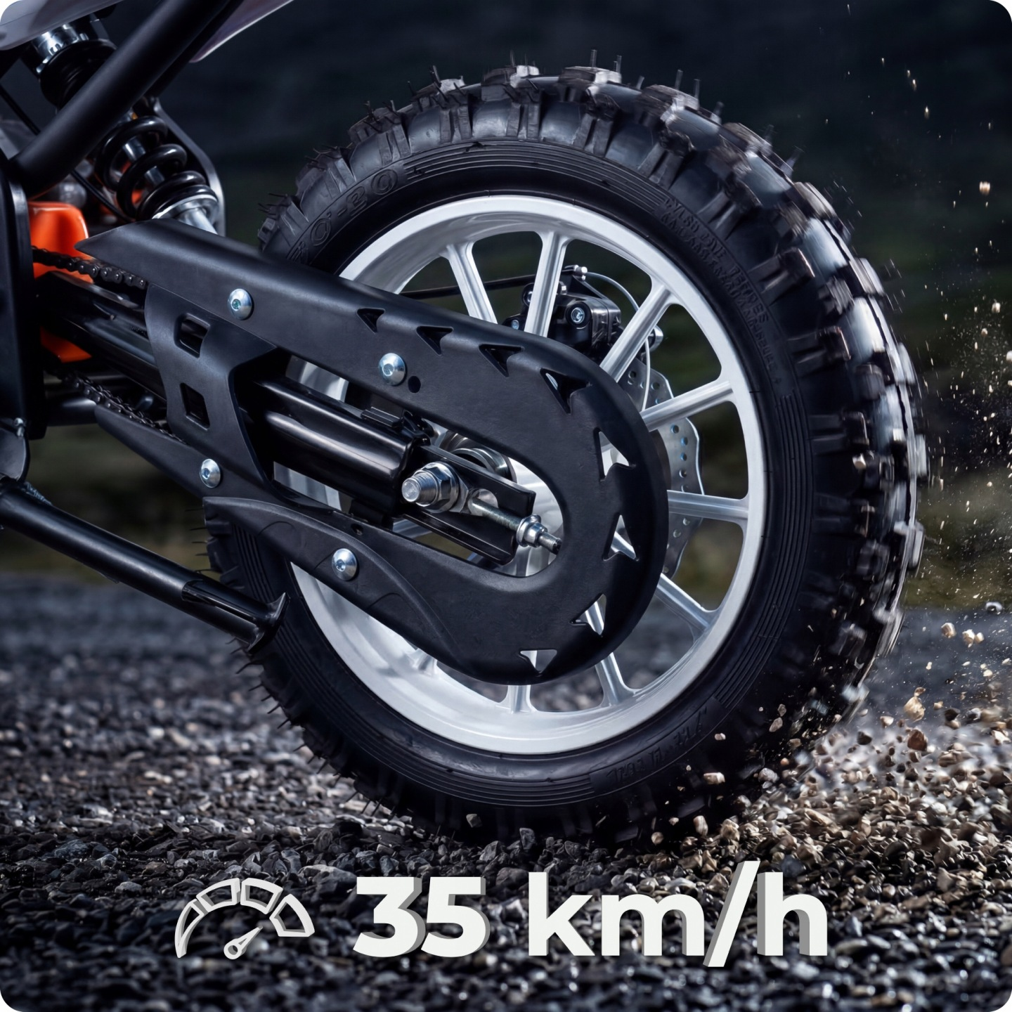 Opona motocyklowa na żwirze przy 35 km/h.