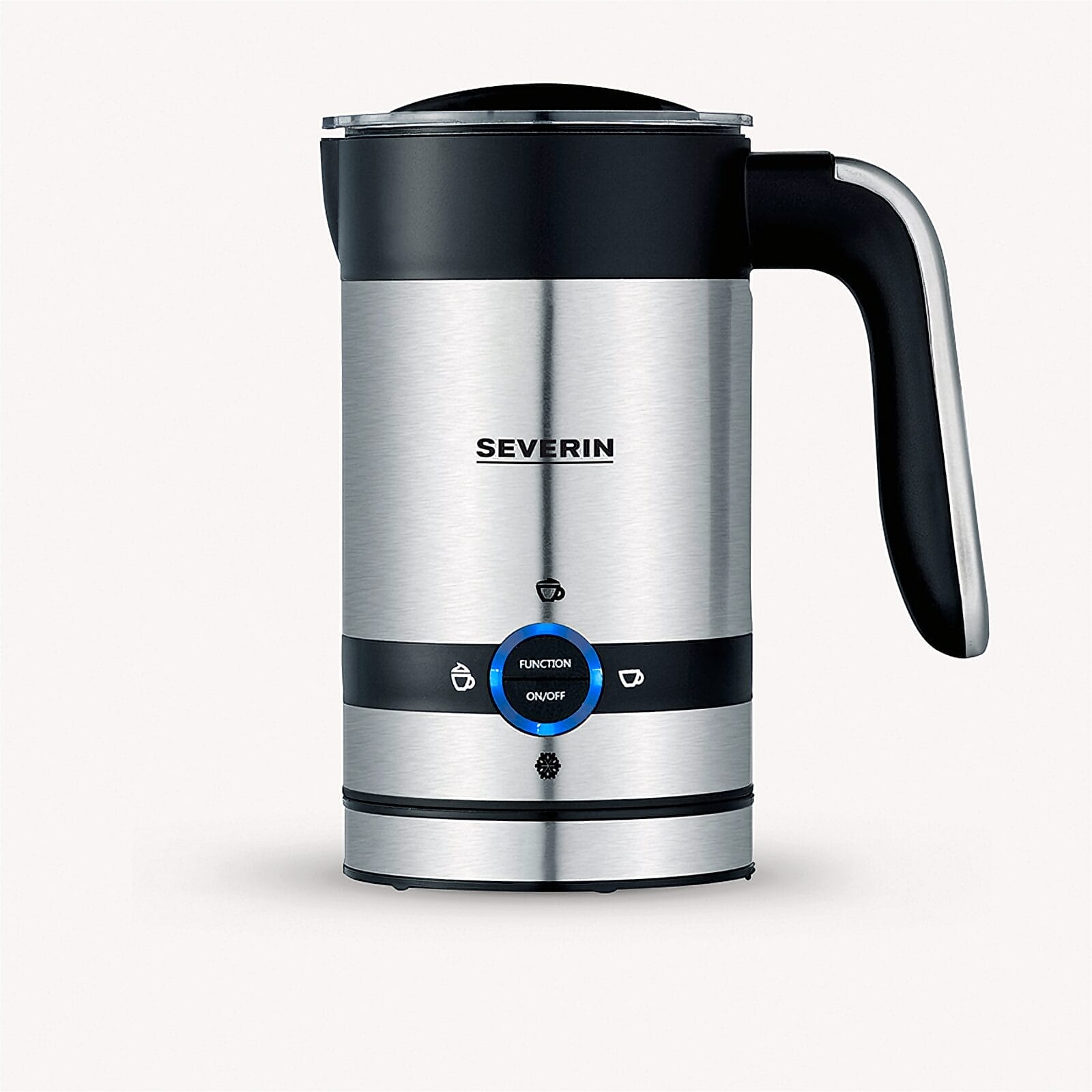 Srebrny spieniacz do mleka Severin z czarną pokrywką i rączką.