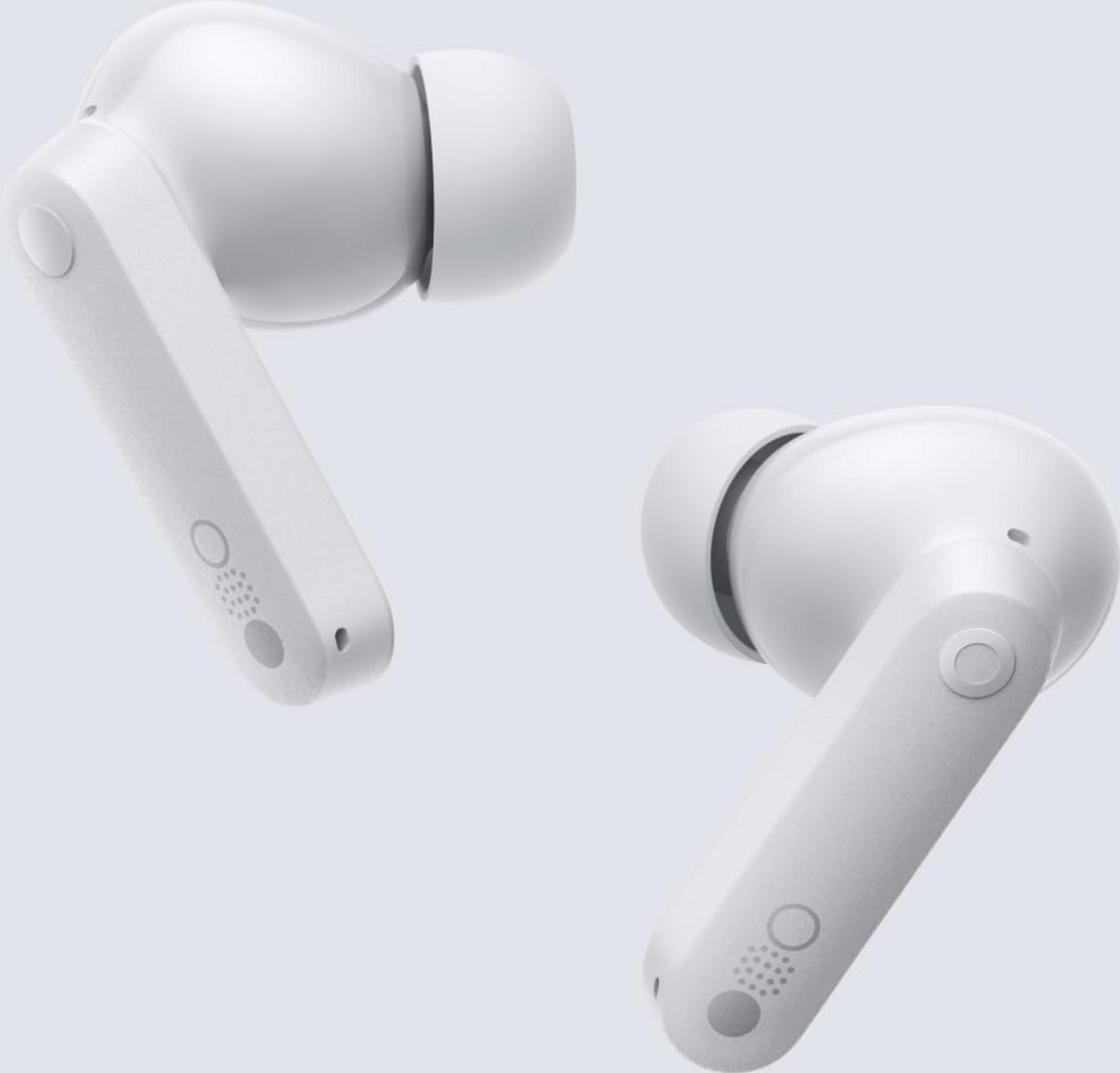 Due auricolari wireless bianchi su sfondo bianco.