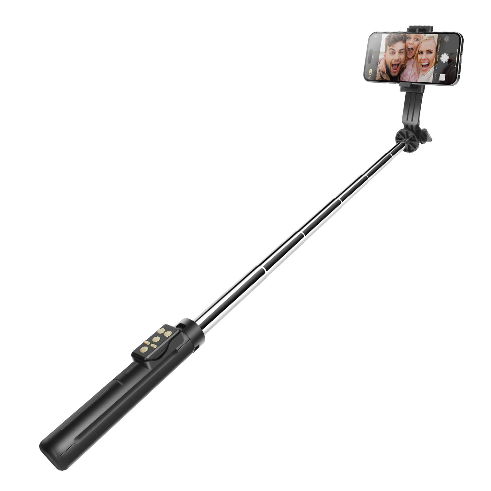 Un selfie stick estensibile che tiene uno smartphone che mostra un selfie di tre persone.