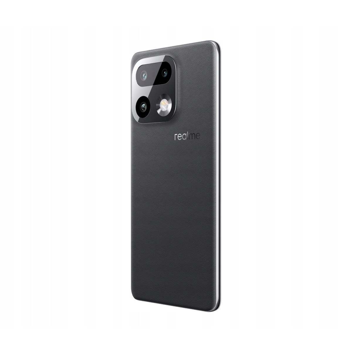 Smartphone grigio scuro con tripla fotocamera posteriore e logo Realme.