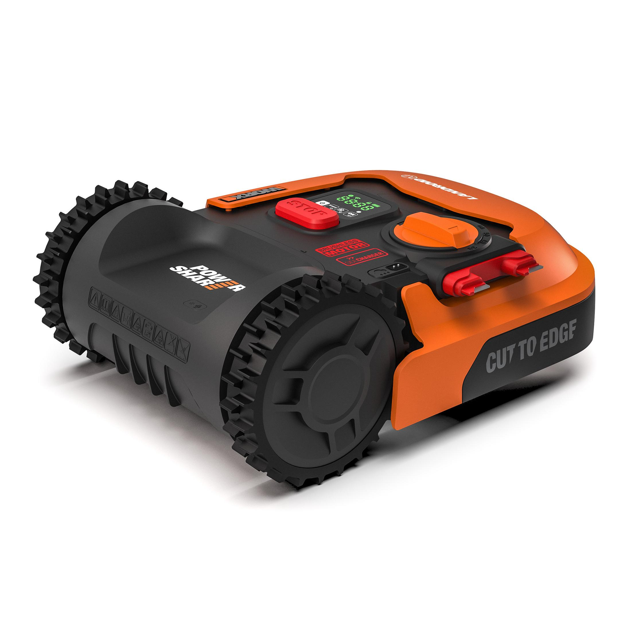 Ein orange-schwarzer Mähroboter mit großen Rädern und Display.