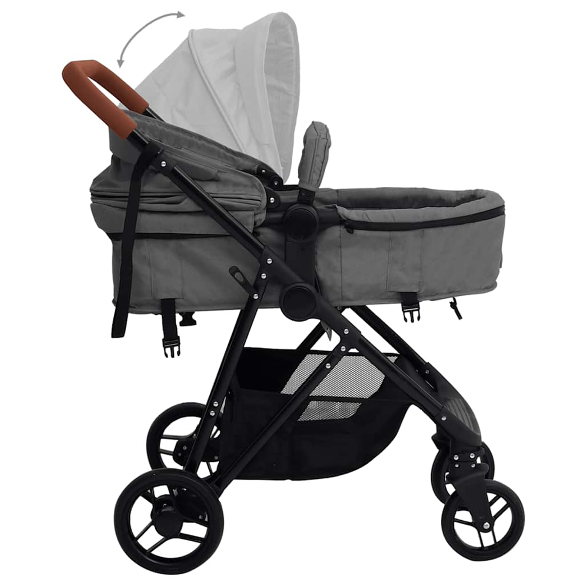 Grauer Kinderwagen mit braunem Griff und Verdeck, auf schwarzem Gestell mit Korb.