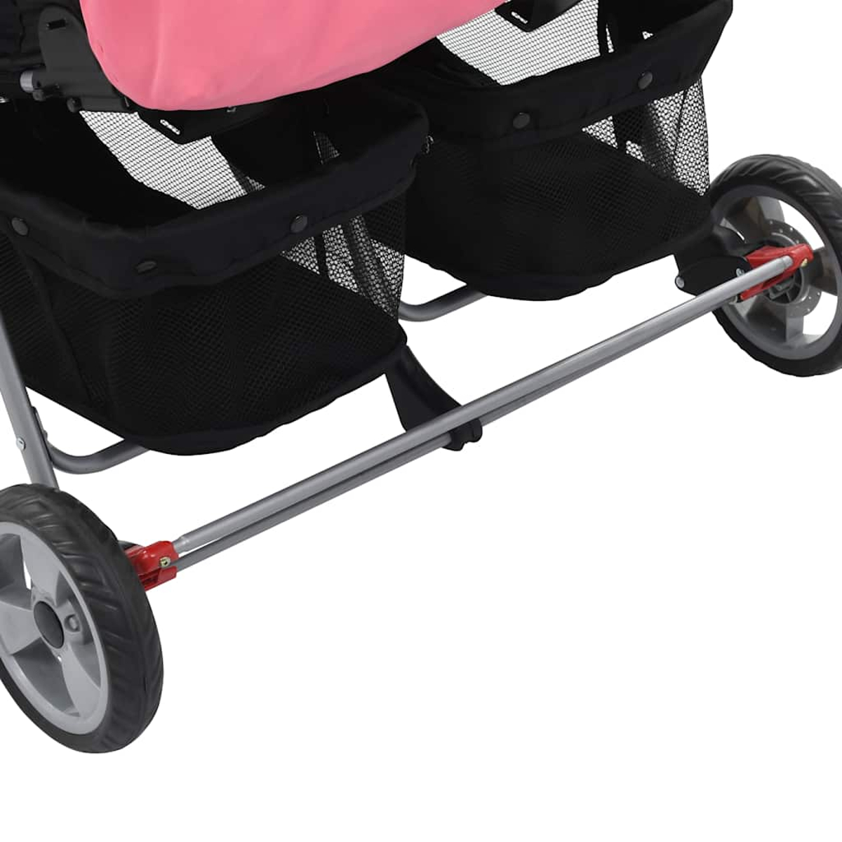 Primo piano del telaio di un passeggino con ruote e tasche portaoggetti.