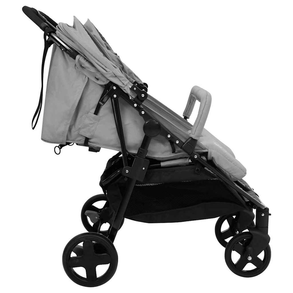 Ein grauer Kinderwagen mit schwarzem Gestell und Rädern, von der Seite gesehen.