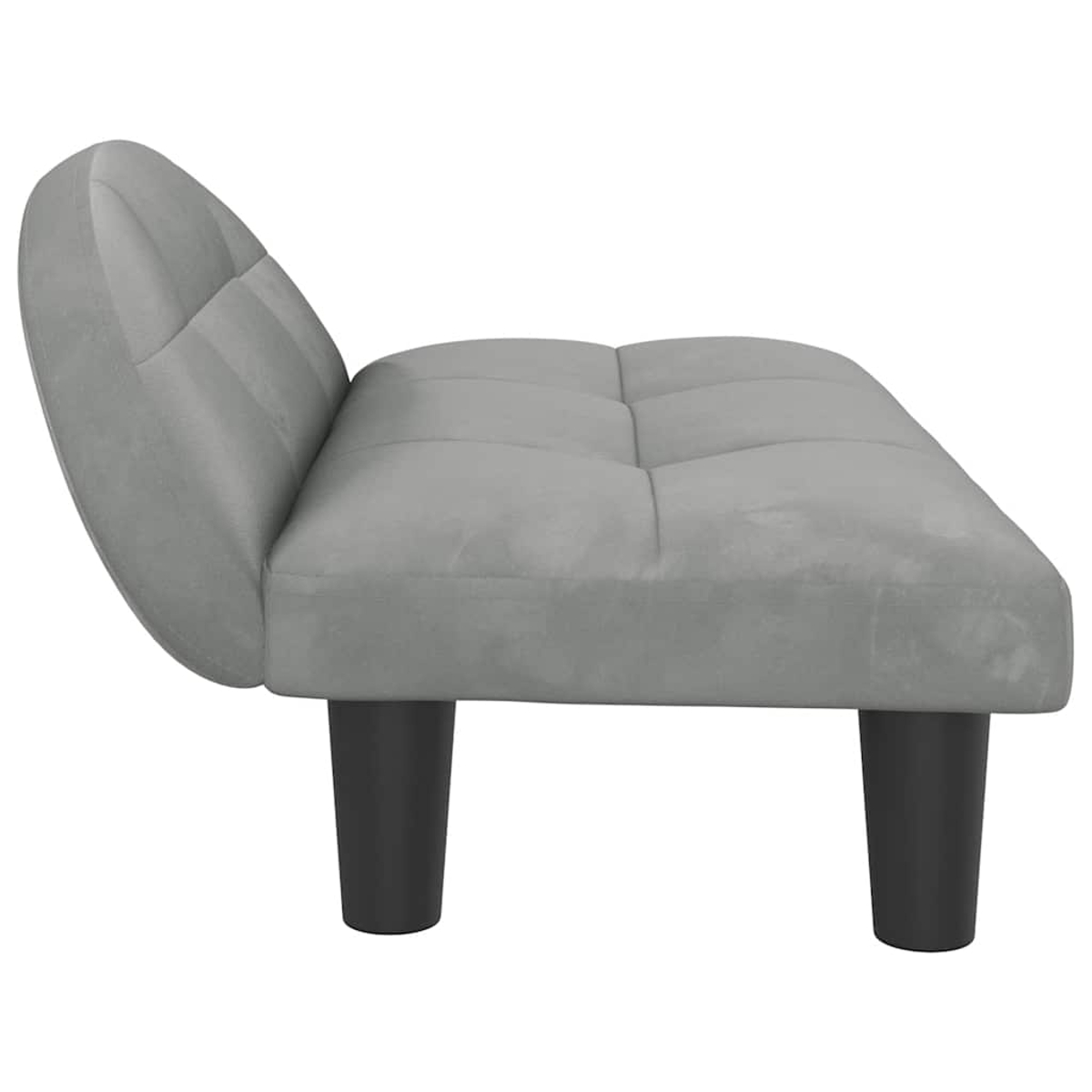 Ein graues, getuftetes Sofa mit schwarzen Beinen ist von der Seite vor weißem Hintergrund abgebildet.