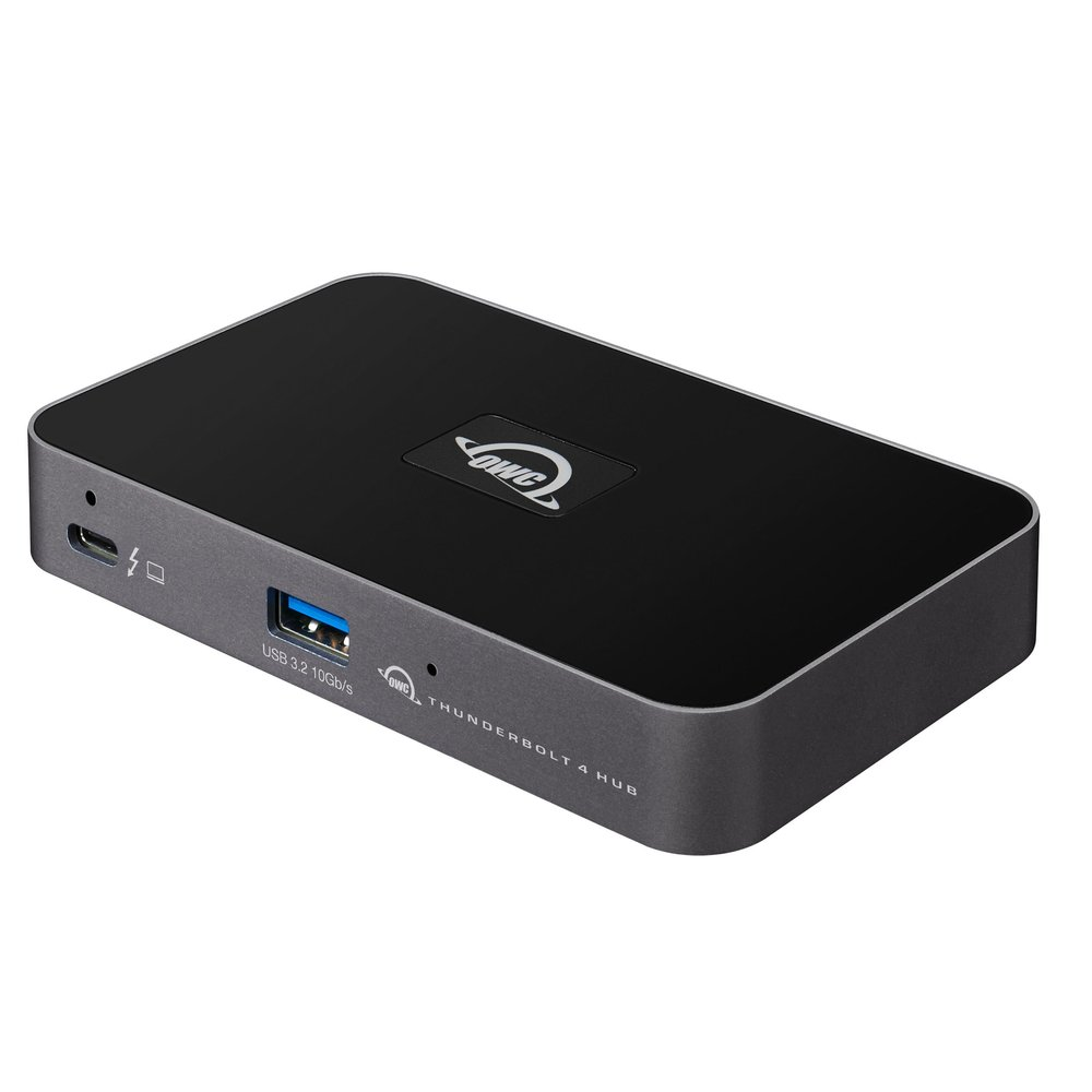 Ein schwarzer OWC Thunderbolt 4 Hub mit Anschlüssen und Beschriftung.