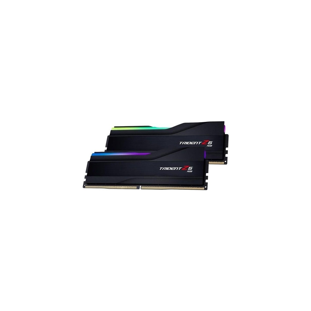 Üstte renkli aydınlatmaya sahip iki siyah Trident Z5 RGB RAM modülü.