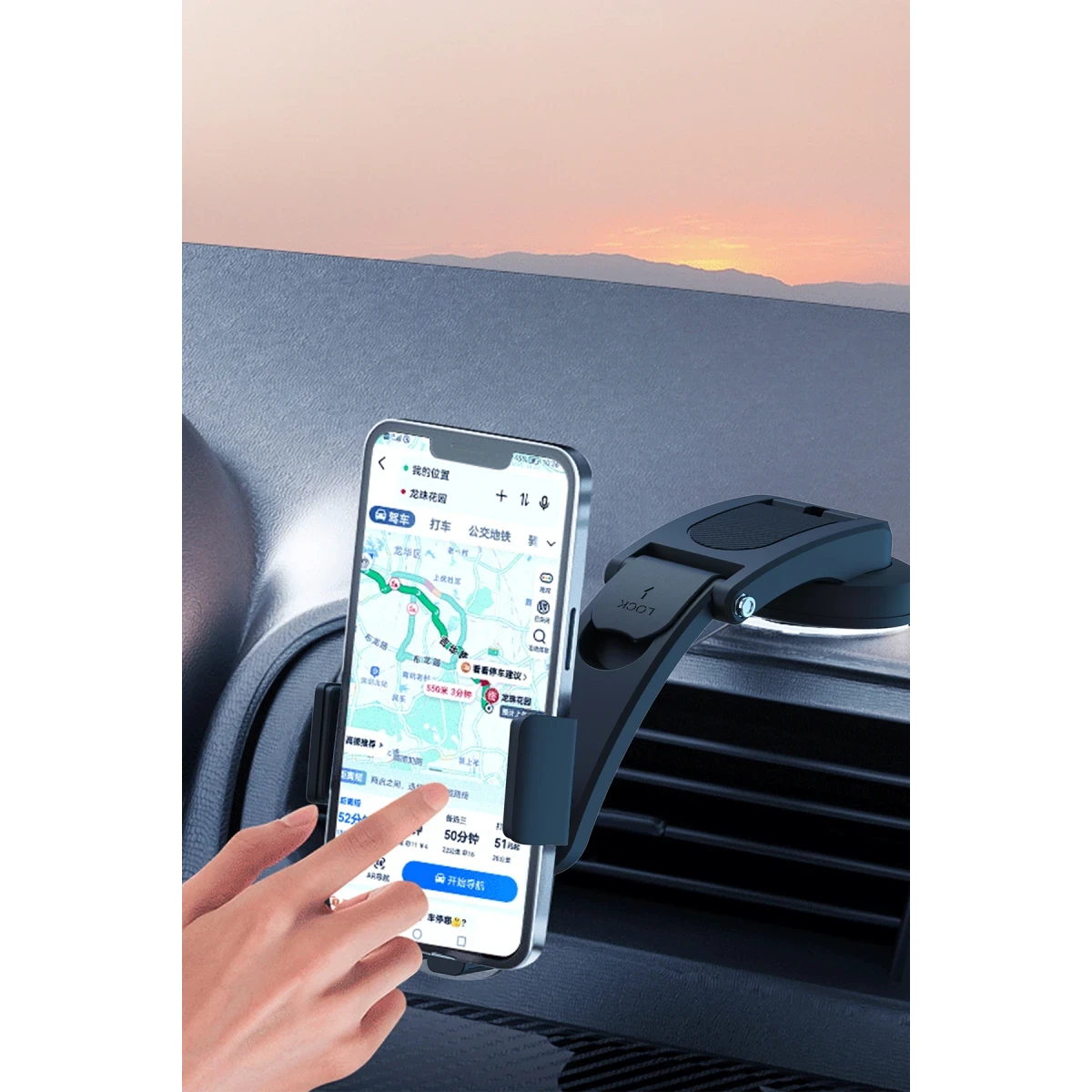 Navigasyon uygulamalı cep telefonu, araç havalandırma ızgarası tutucusuna monte edilmiştir.
