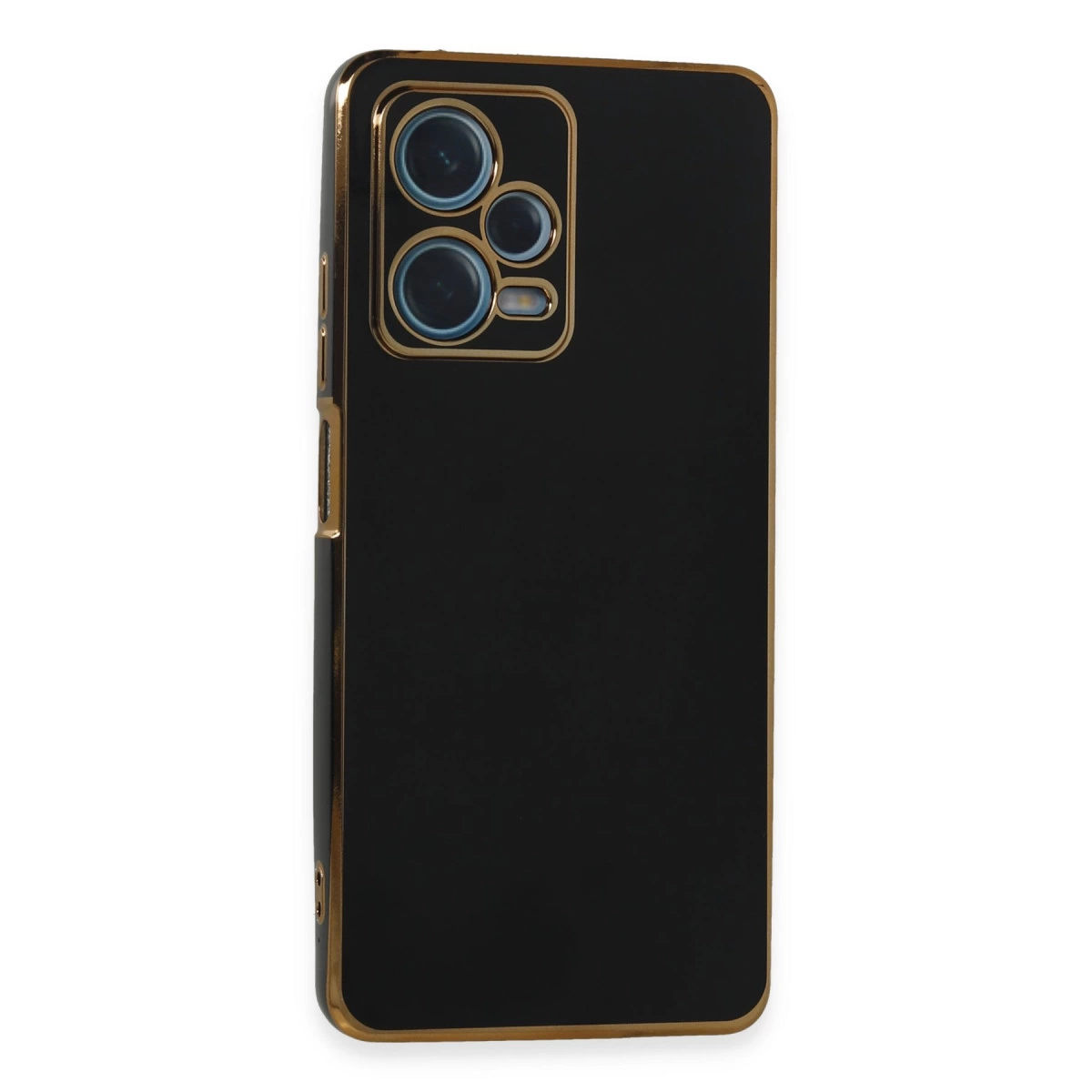 Altın çerçeveli ve kamera kesimli siyah telefon kılıfı.