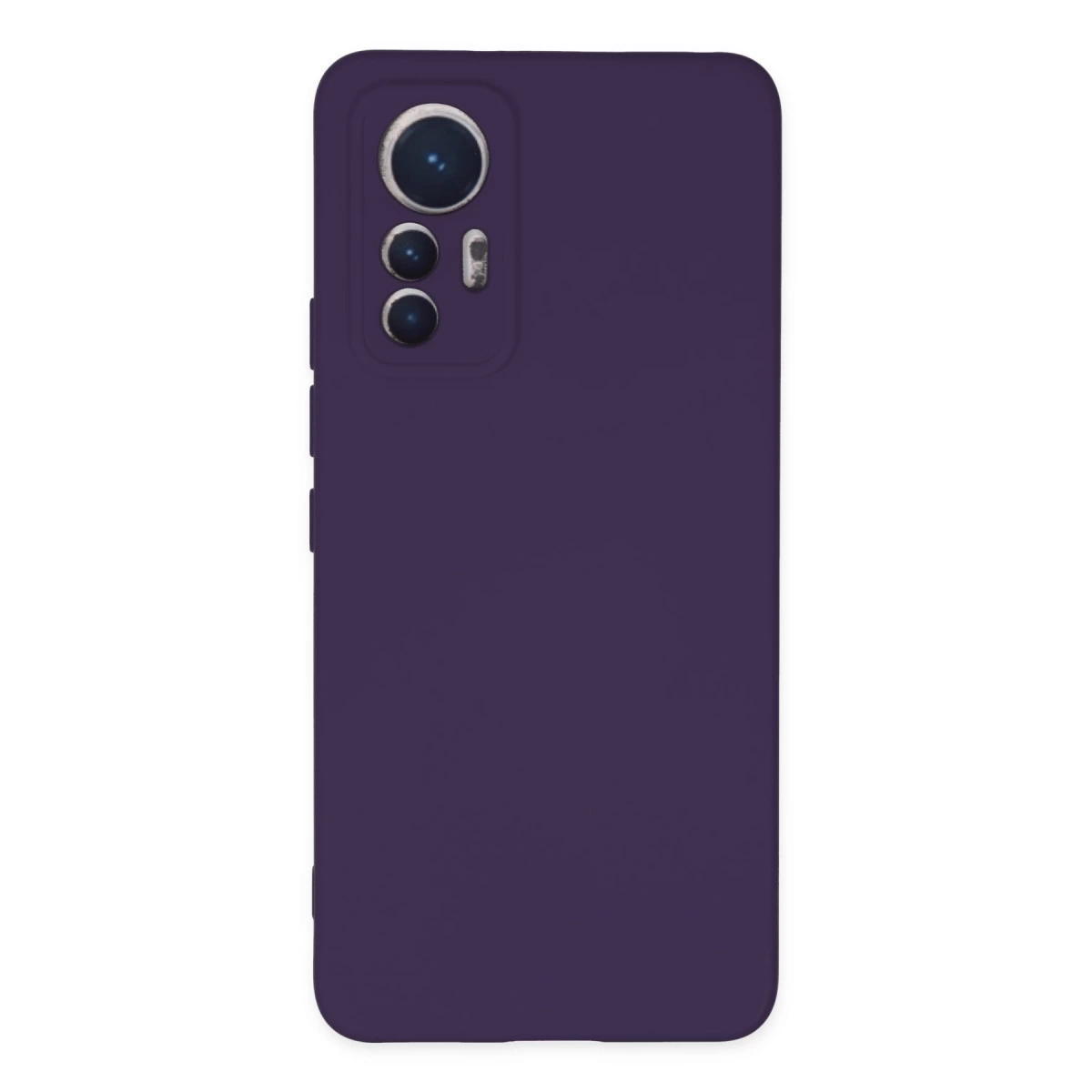 Arkada üçlü kamera kurulumuna sahip mor telefon kılıfı.