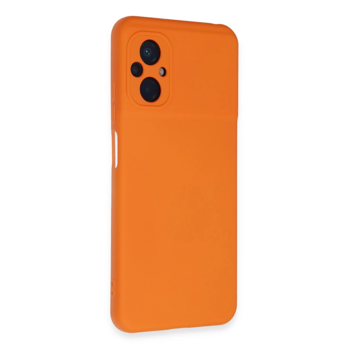 Arkada üçlü kamera lens kesiğine sahip parlak turuncu telefon kılıfı.