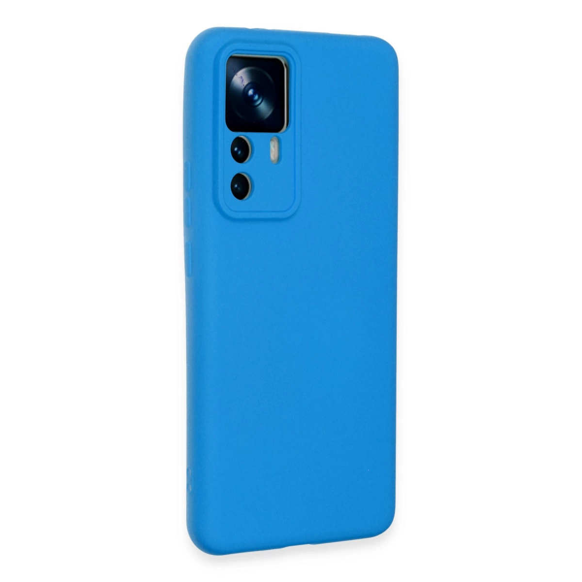 Üç lensli, dikdörtgen kamera modüllü mavi telefon kılıfı.