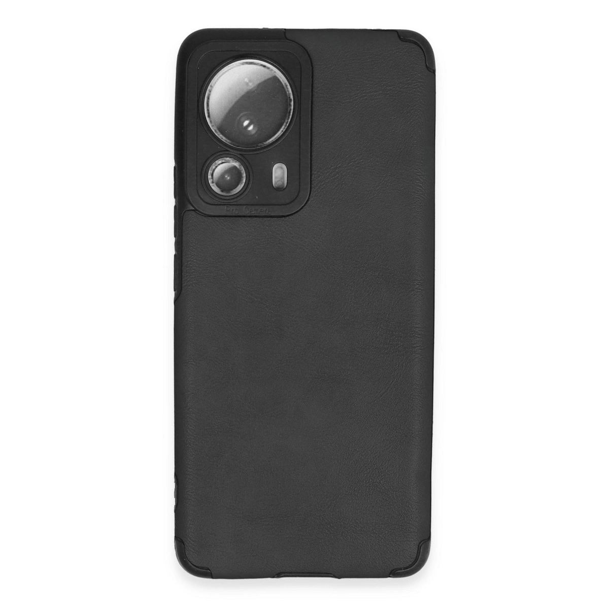 Beyaz arka plan üzerinde sol üstte kamera modülü bulunan siyah telefon kılıfı.