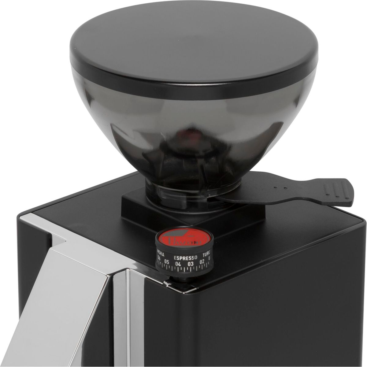 Schwarzer Kaffeemühlen-Behälter mit transparentem Deckel und Einstellknopf.
