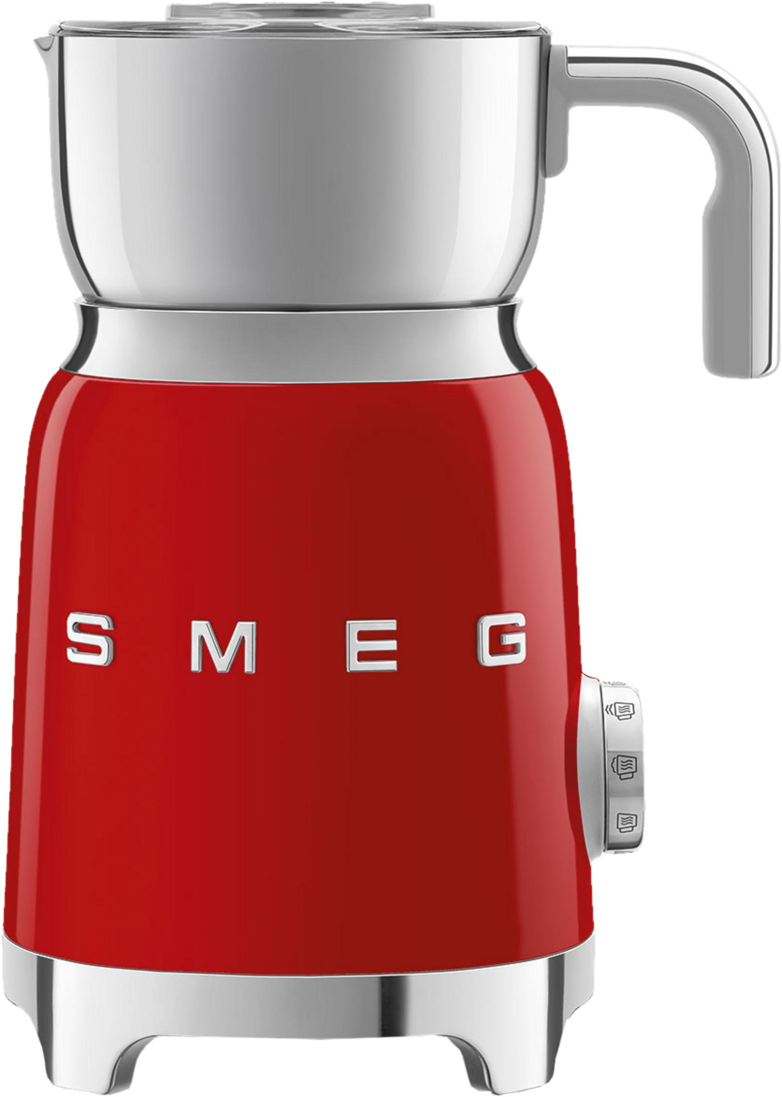 Ein roter Smeg Milchaufschäumer mit silbernem Deckel und Griff.