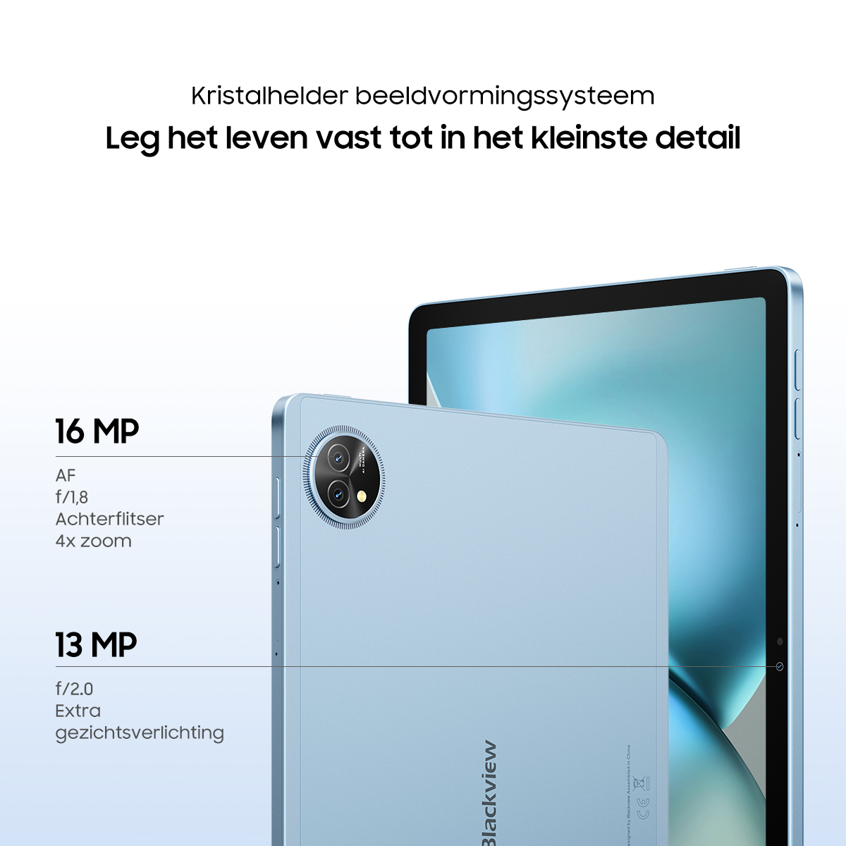 Een lichtblauwe tablet met twee camera's: 16 MP en 13 MP. Tekst beschrijft functies.