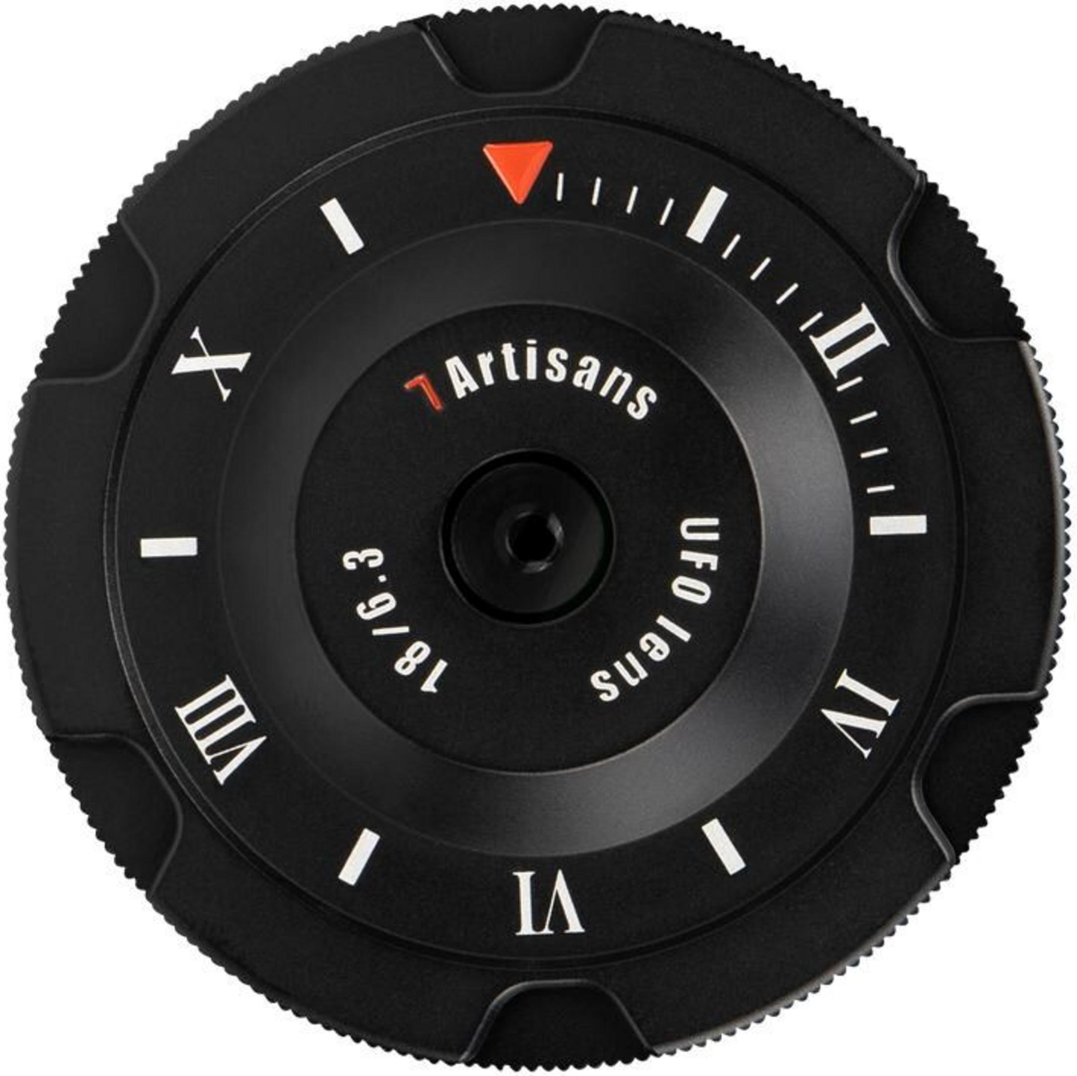 Tappo lente nero con numeri romani, segni e testo. Presenta un triangolo rosso.