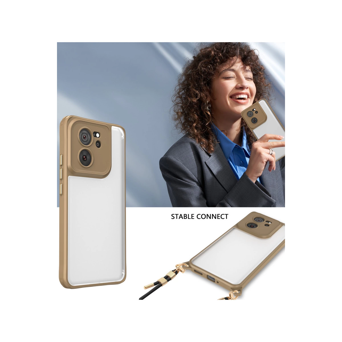Altın çerçeveli, şeffaf kasalı bir telefonu tutan kadın gülüyor.