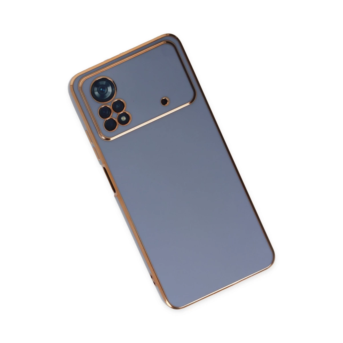 Dört lensli kamera modülüne sahip, pembe altın kenarlıklı gri akıllı telefon kılıfı.