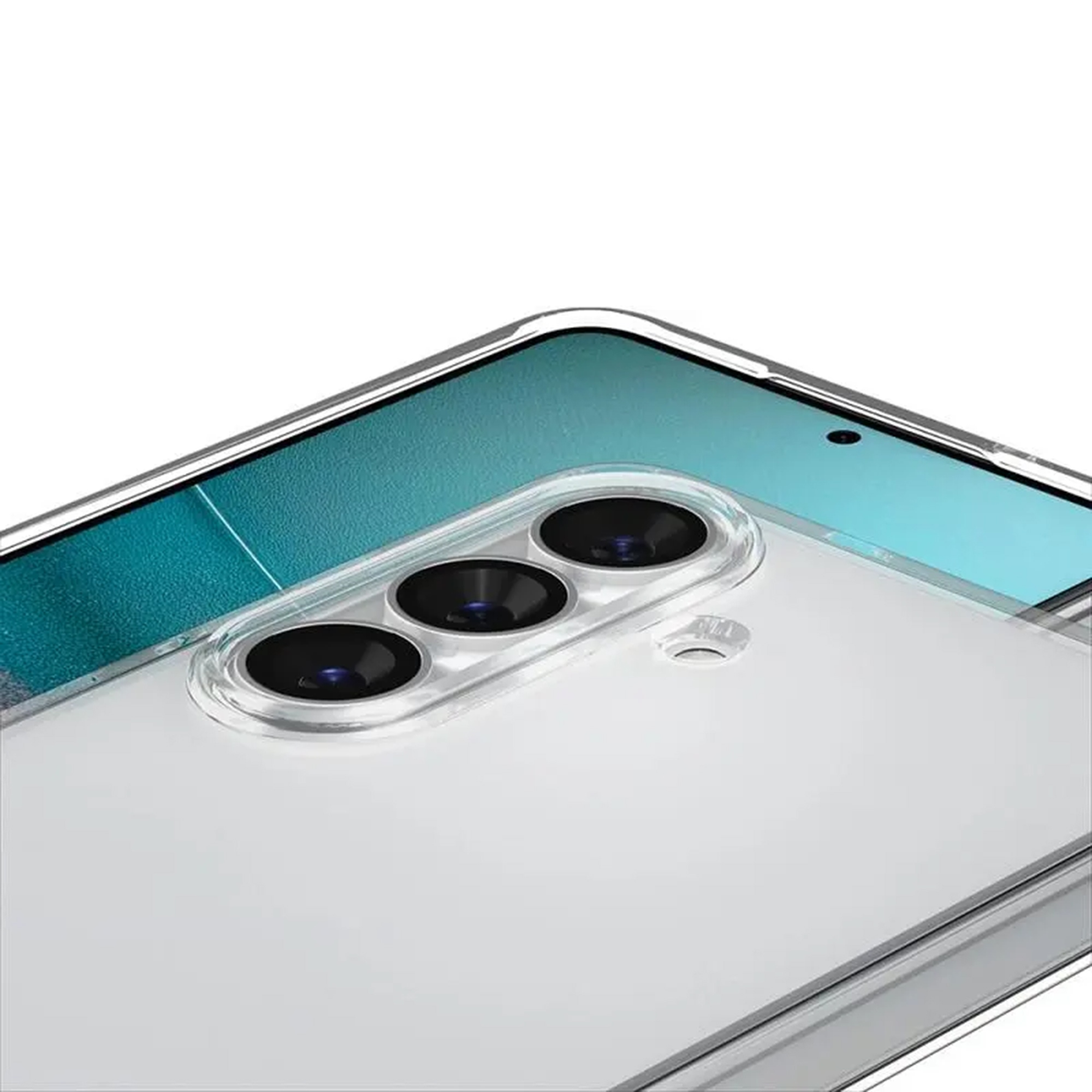 Gros plan d'une coque de téléphone transparente sur un téléphone blanc. Trois objectifs de caméra visibles.