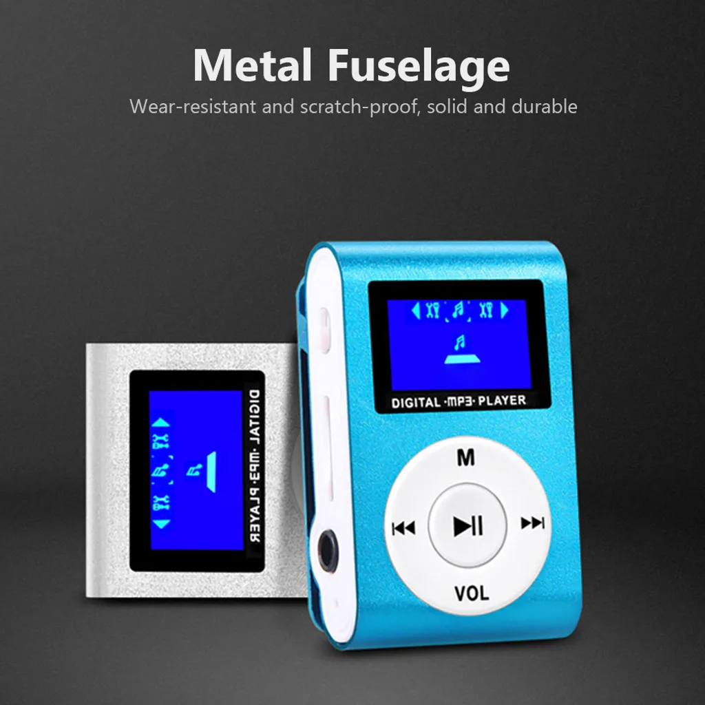 Zwei digitale MP3-Player, einer blau, einer silbern, auf dunklem Hintergrund.