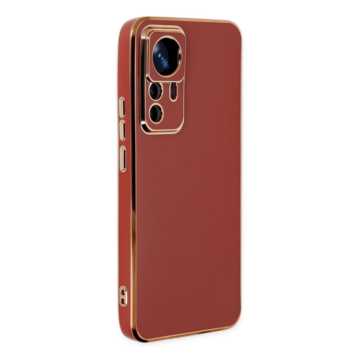 Altın çerçeveli, kahverengi telefon kılıfı ve kamera kesiği.