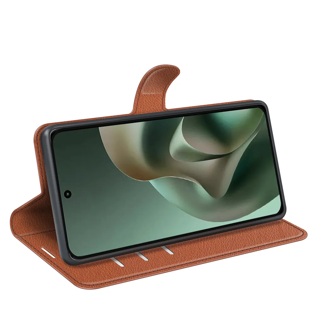 Bruine leren flipcase voor smartphone, op witte achtergrond.