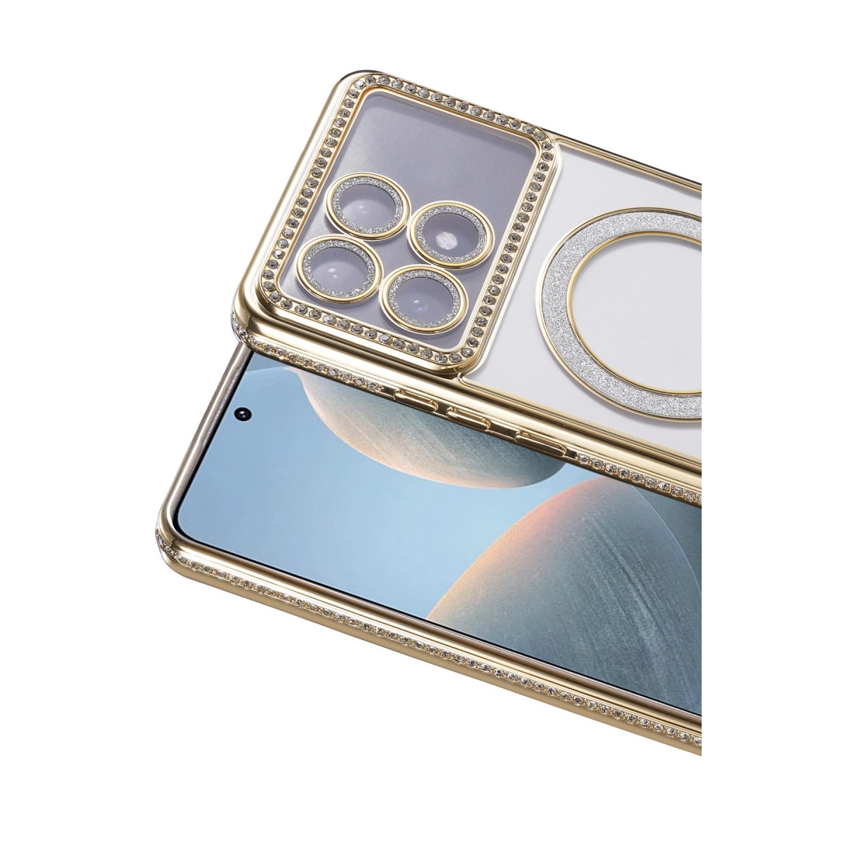 Altın rengi telefon kılıfı, taşlı ve dört kamera lens açıklığı.