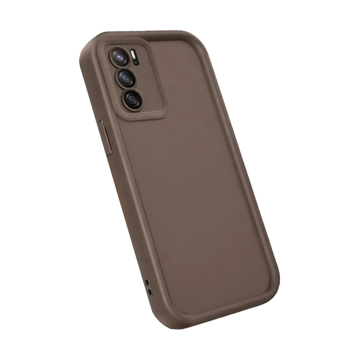 Arkada üç kamerası olan kahverengi telefon kılıfı, beyaz zeminde.