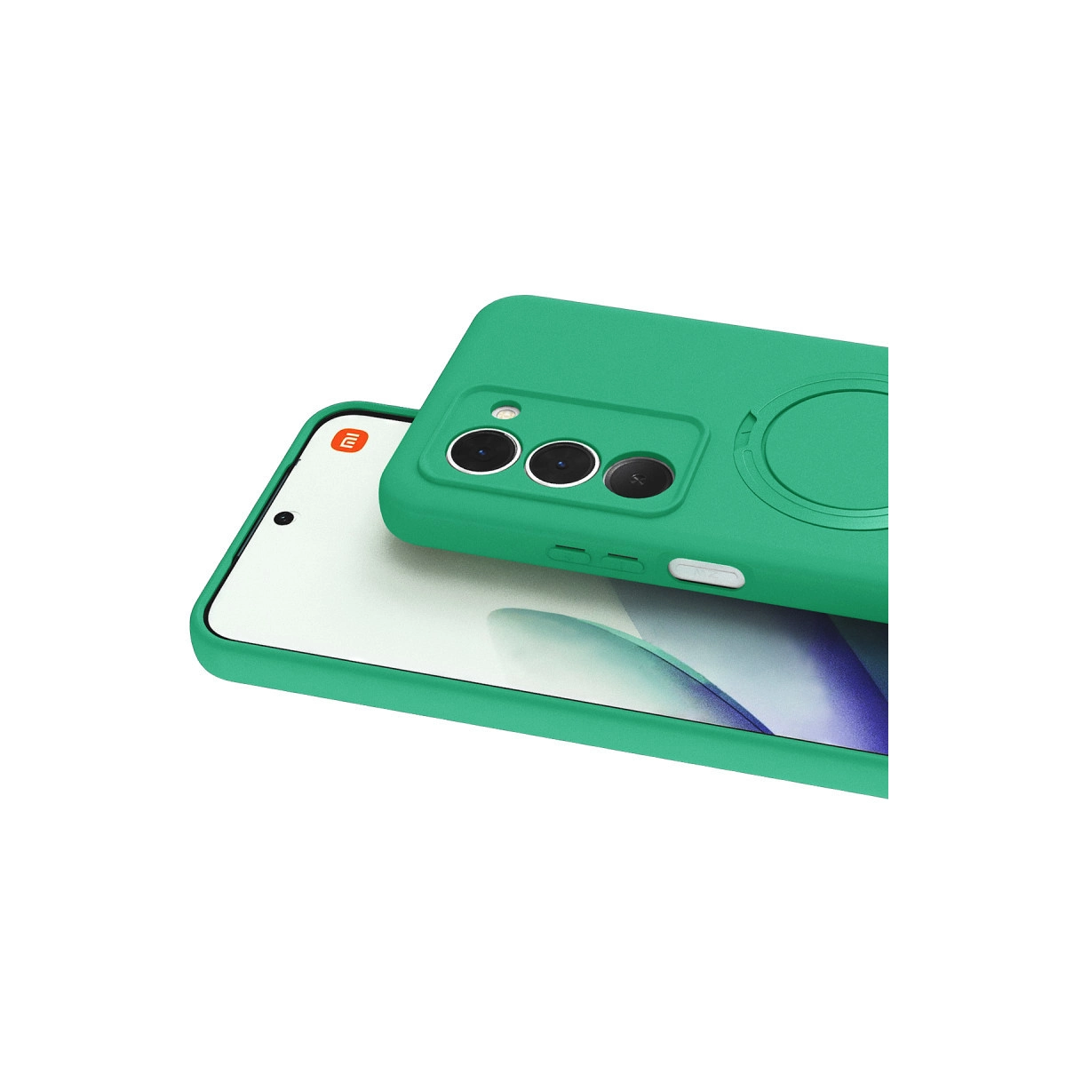Üç kamera lensli ve halkalı yeşil telefon kılıfı, beyaz arka planlı.