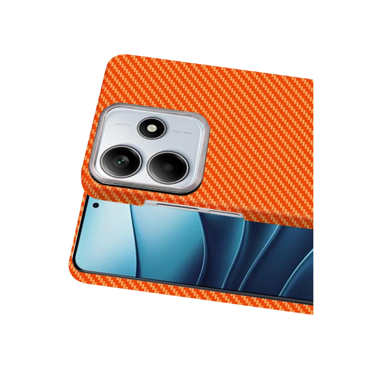 Karbon fiber dokulu turuncu bir telefon ve üçlü kamera sistemi.