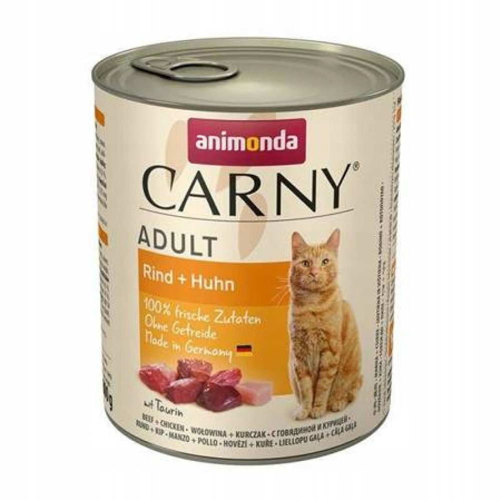 Puszka karmy dla kota Animonda Carny Adult wołowina + kurczak z siedzącym kotem.