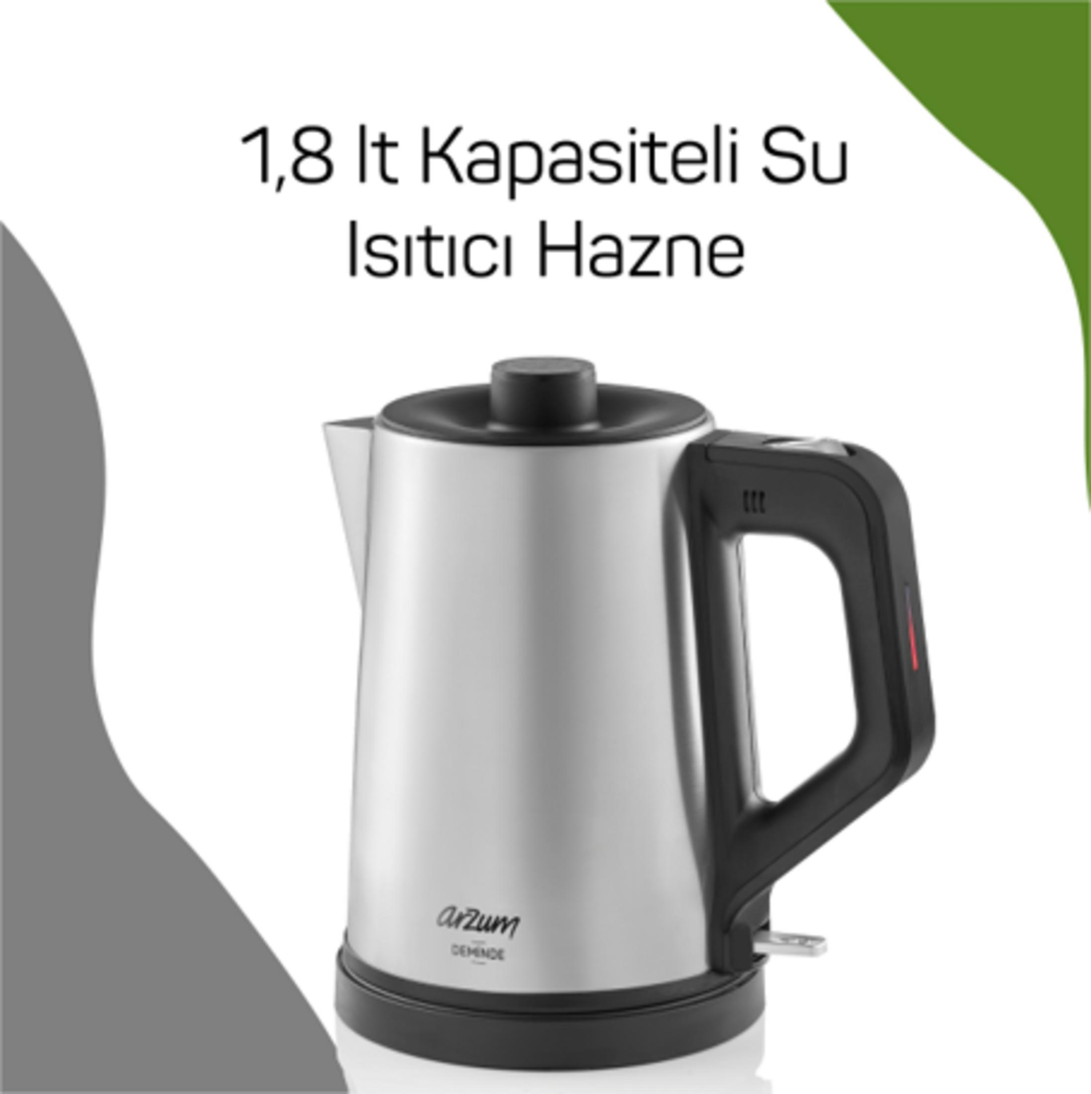 Gümüş renkli, siyah saplı ve tabanlı 1,8 L su ısıtıcı.
