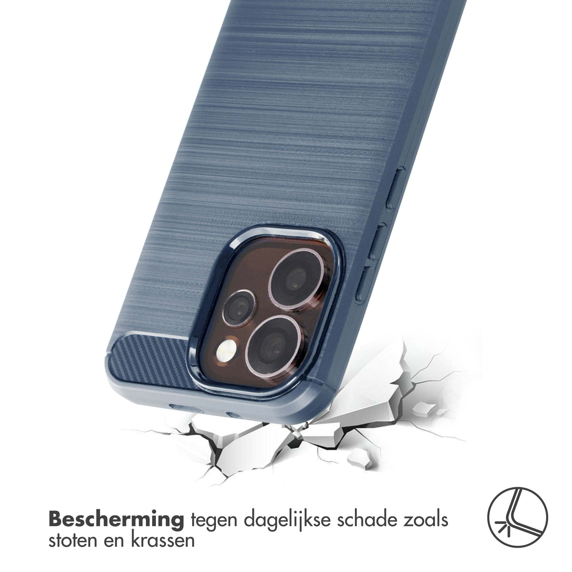 Une coque de téléphone bleue avec protection d'appareil photo tombe sur des surfaces fissurées.