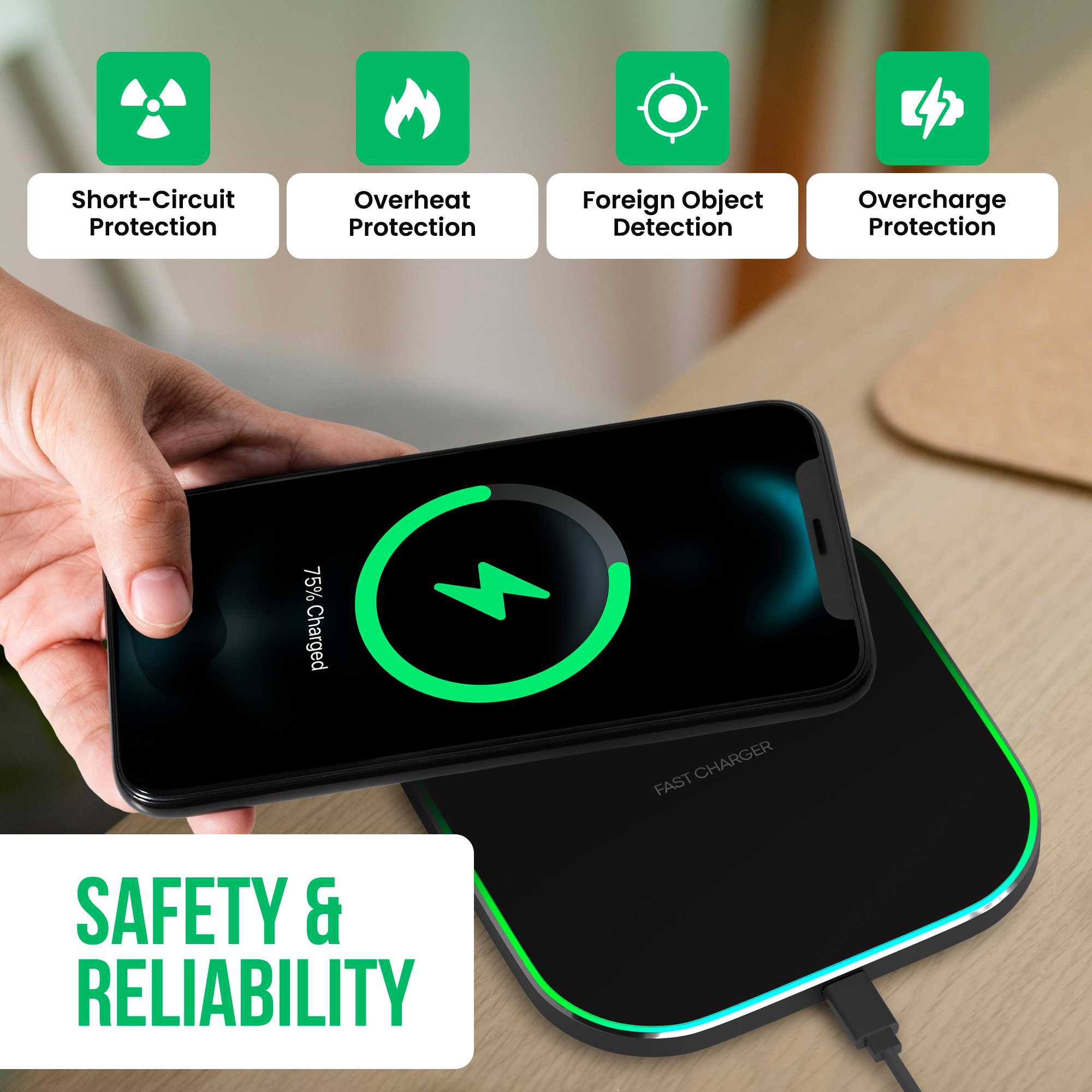 Une main tient un téléphone affichant 75% de charge sur un chargeur rapide avec des icônes de sécurité.