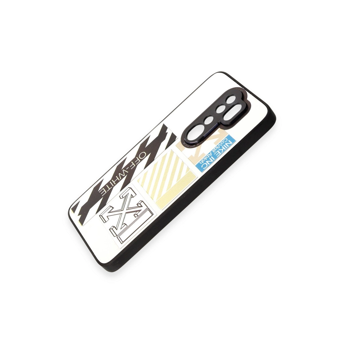 Beyaz telefon kılıfı üzerinde "OFF-WHITE" ve "NIKE INC" baskıları.