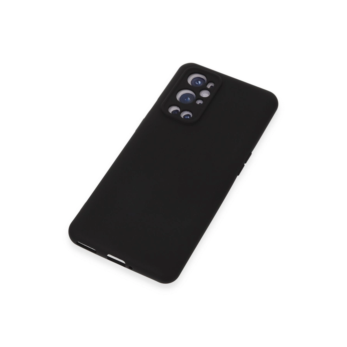 Çok lensli dikdörtgen kamera modülüne sahip siyah telefon kılıfı.